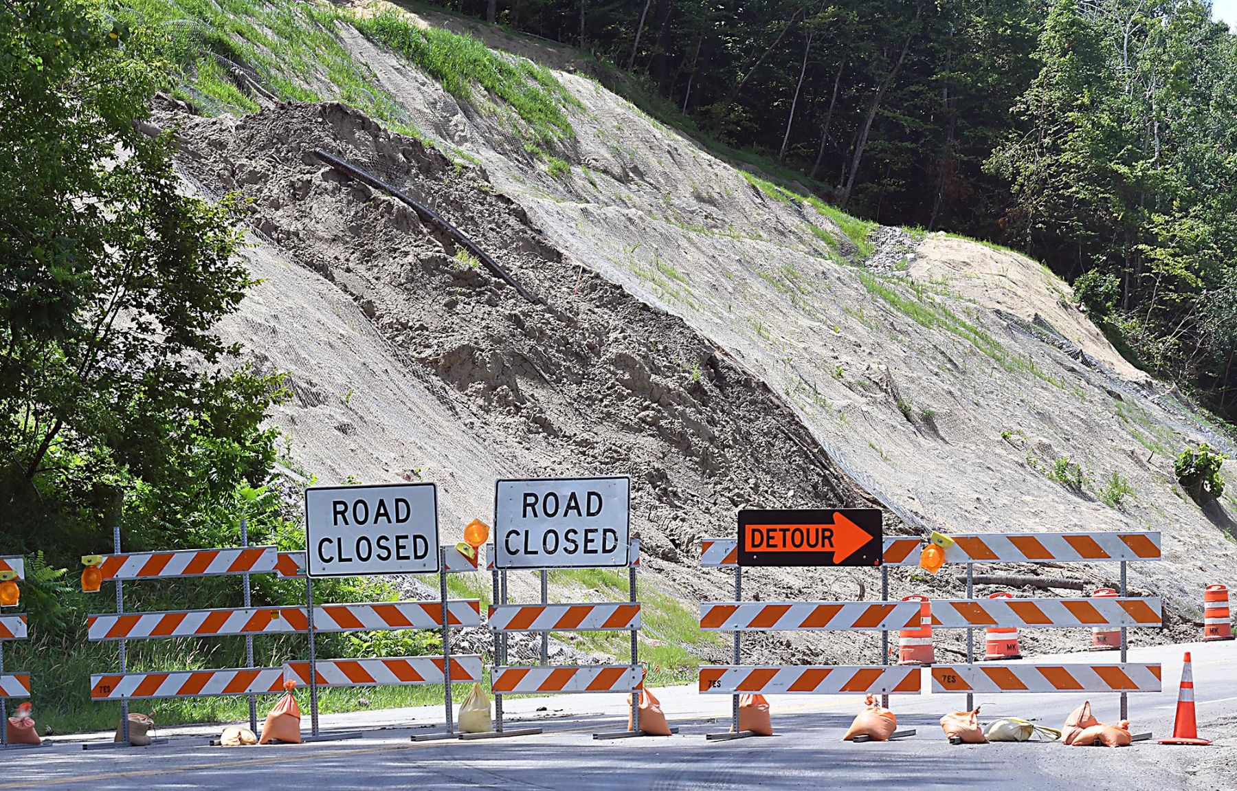 Highway 68 closed for landslide repair